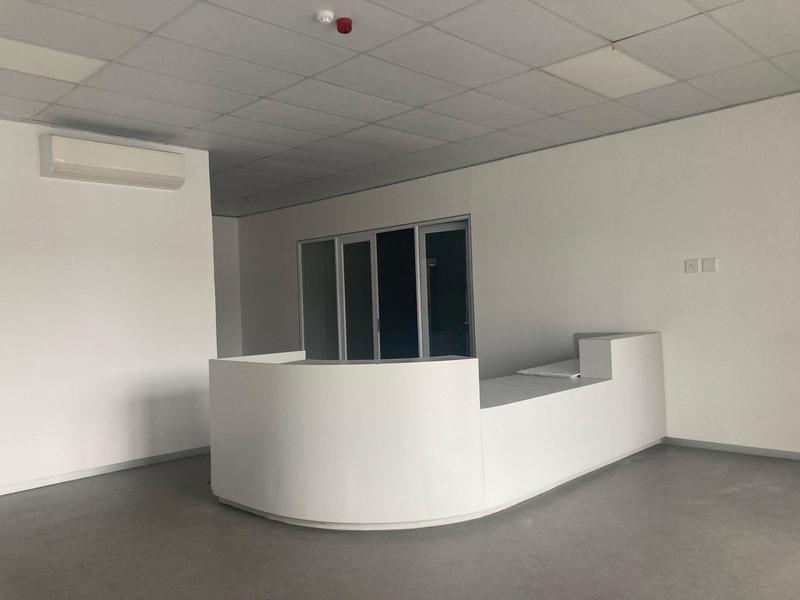 To Let Commercial Property for Rent in Newton Park Eastern Cape